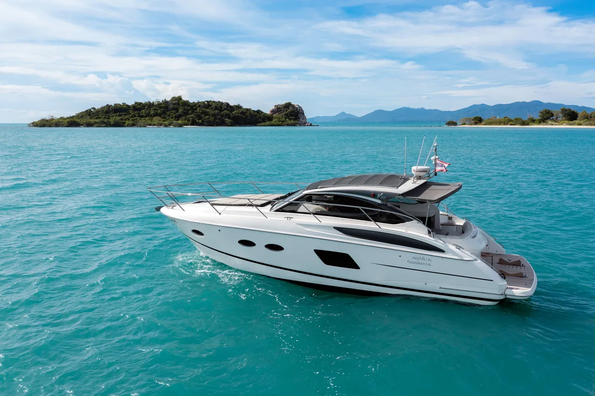 Moondancer — 42ft Princess Yacht मोटर यॉट Charter Koh Samui