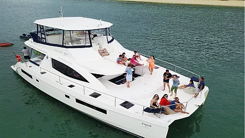 Yatisan — 51ft Leopard Charter Phuket